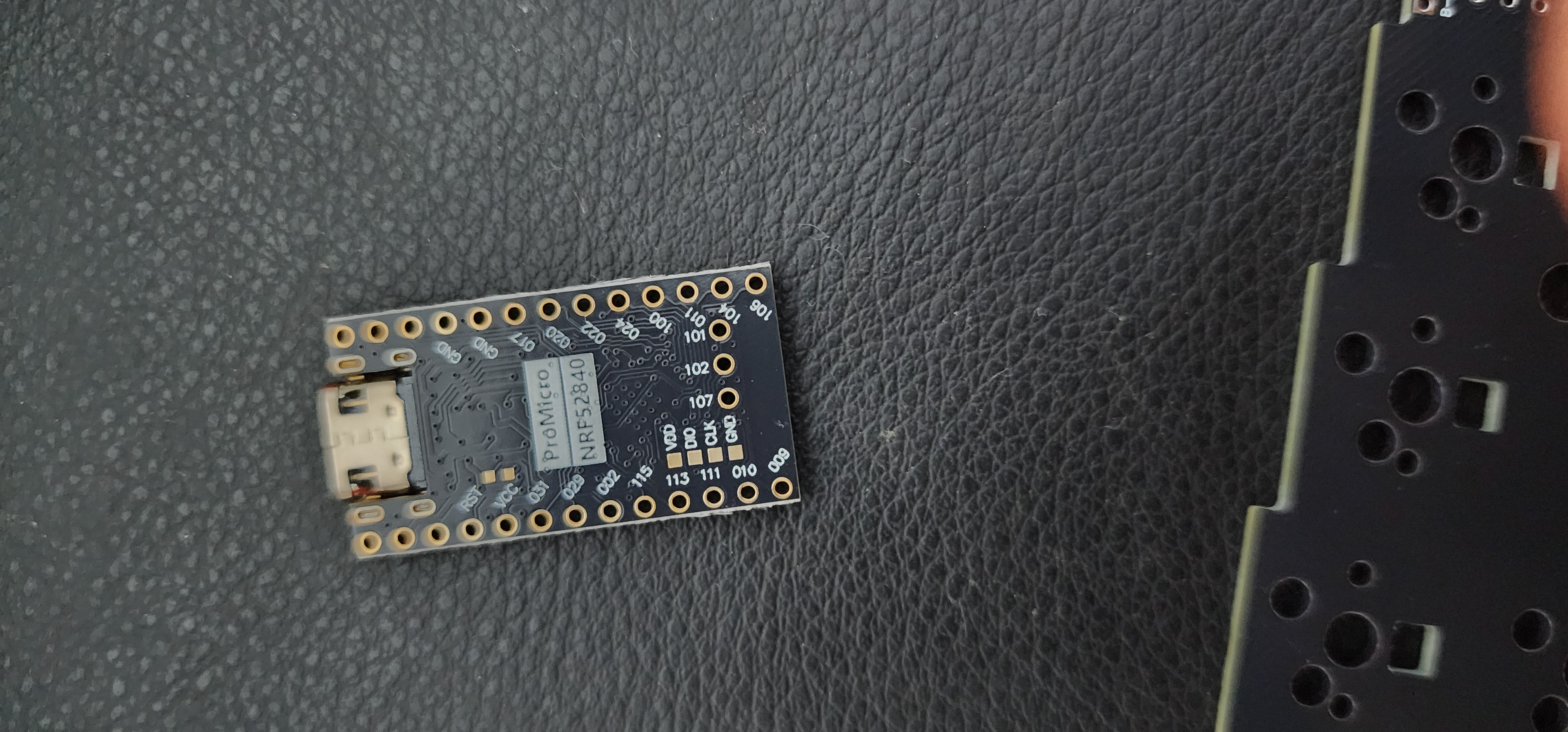 NRF52840 MCU